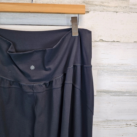 Athleta Salutation Jogger Pants Black High-Rise Lounge Activewear Size 2X Cozy - Picture 9 of 13